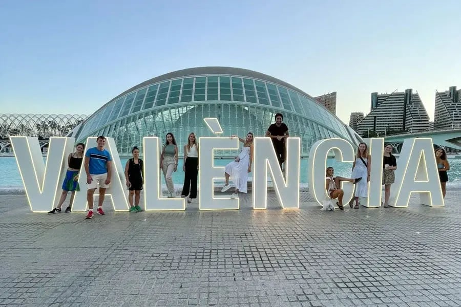 Visit_to_the_City_of_Arts_and_Sciences__1